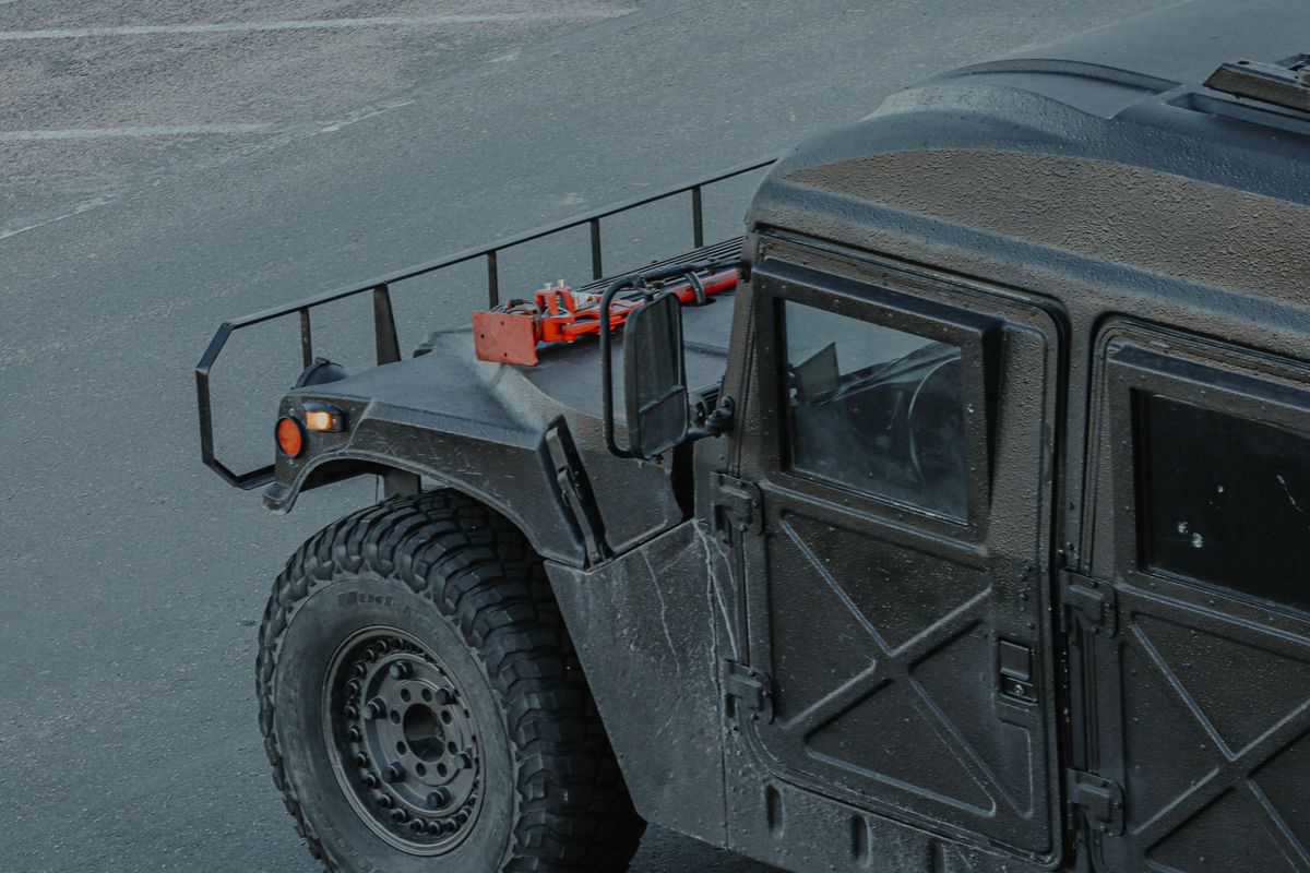 Military logistics vehicle